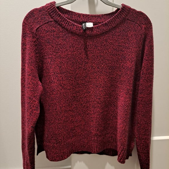 H&M sweater - Picture 2 of 3
